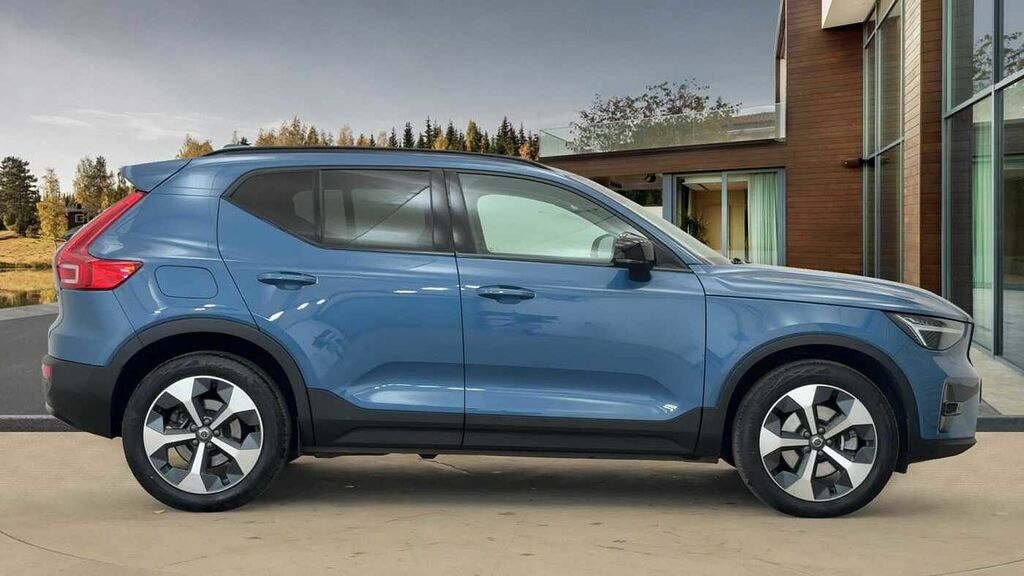 Volvo XC40 Ultimate, B4 Mild Hybrid, Dark OE74HVH Blue #2