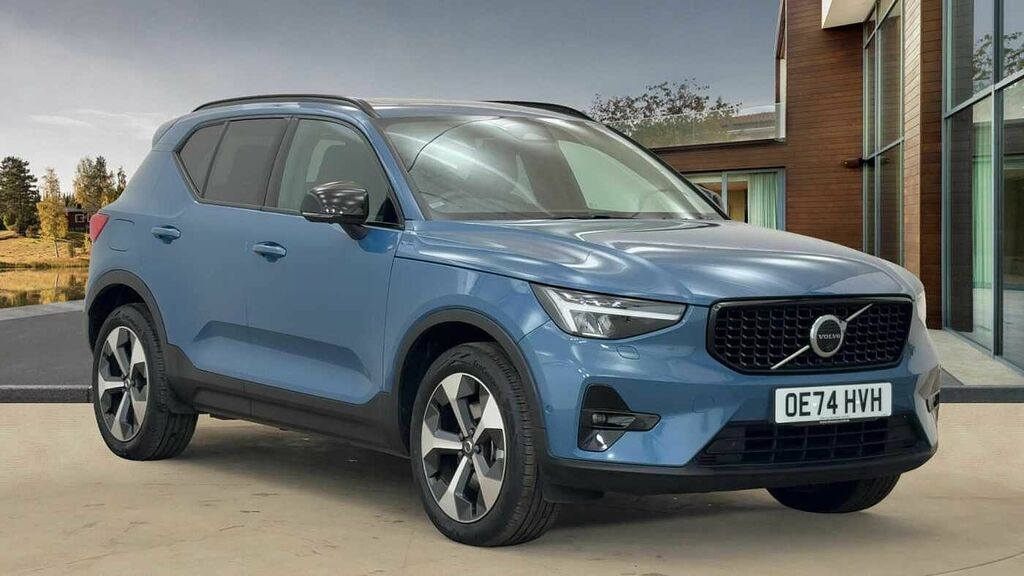 Volvo XC40 Ultimate, B4 Mild Hybrid, Dark Blue