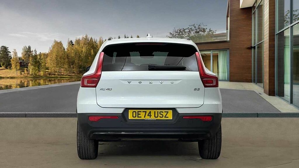 Volvo XC40 Plus, B3 Mild Hybrid, Dark OE74USZ White #4