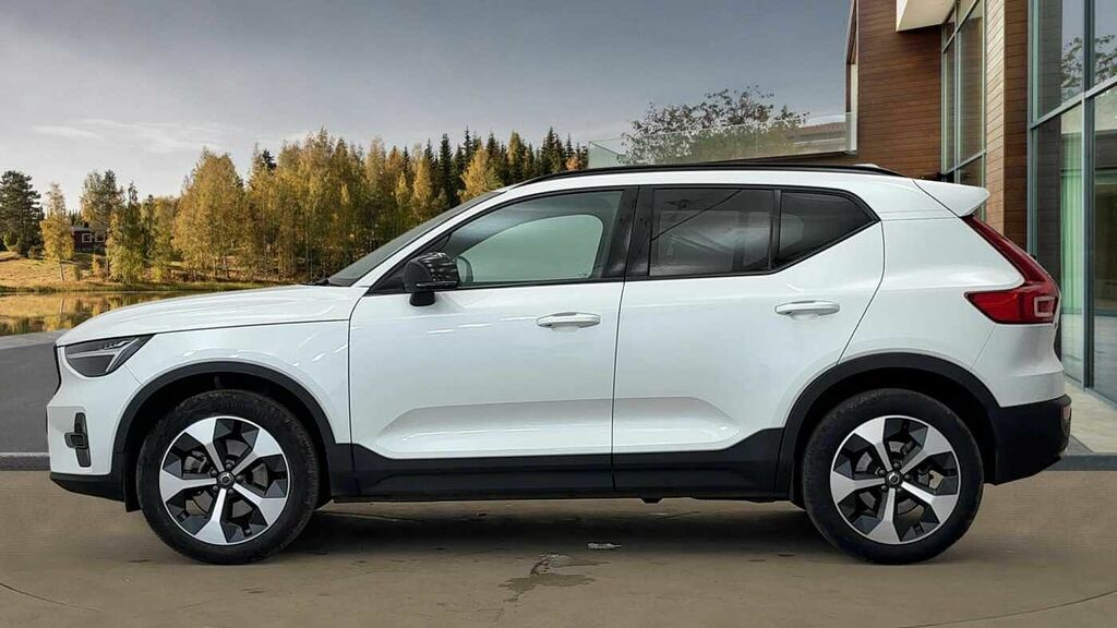 Volvo XC40 Plus, B3 Mild Hybrid, Dark OE74USZ White #6