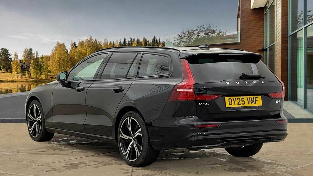 Volvo V60 Ultra, B4 Mild Hybrid, Dark OY25VMF Black #5