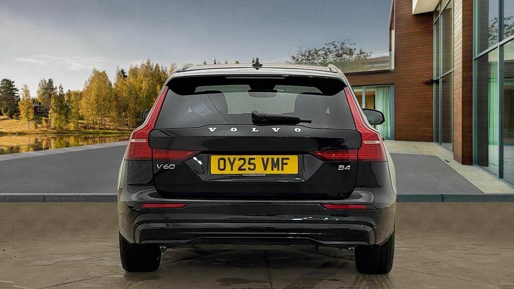 Volvo V60 Ultra, B4 Mild Hybrid, Dark OY25VMF Black #4