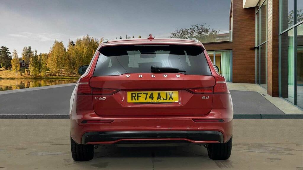 Volvo V60 Plus, B4 Mild Hybrid, Dark RF74AJX Red #4
