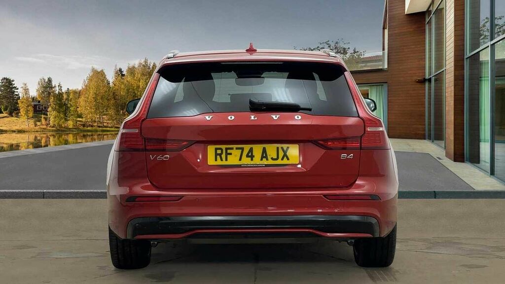 Volvo V60 Plus, B4 Mild Hybrid, Dark RF74AJX Red #3