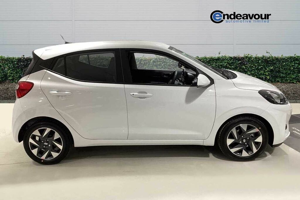 Hyundai I10 1.2 79 Advance Nav LN75UNV White #4