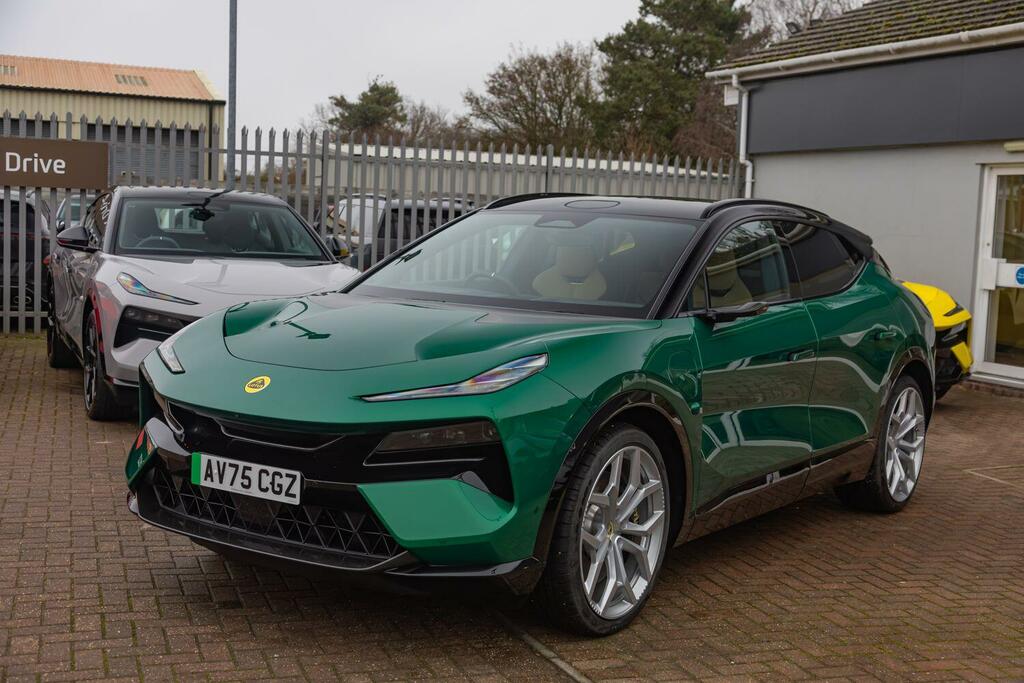 Lotus Eletre 112Kwh S Suv 4Wd Dual Motor 6 AV75CGZ Green #3