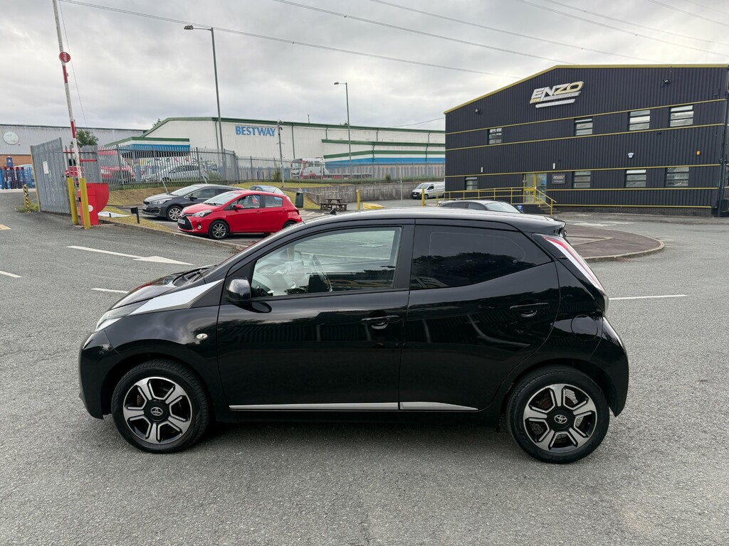 Toyota Aygo 1.0 Vvt-i X-clusiv Hatchback Eur SK15BVF Black #5