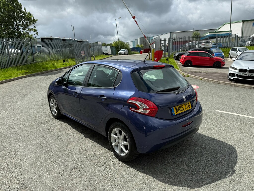 Peugeot 208 1.4 Hdi Active Hatchback Euro 5 KN15ZTG Blue #3