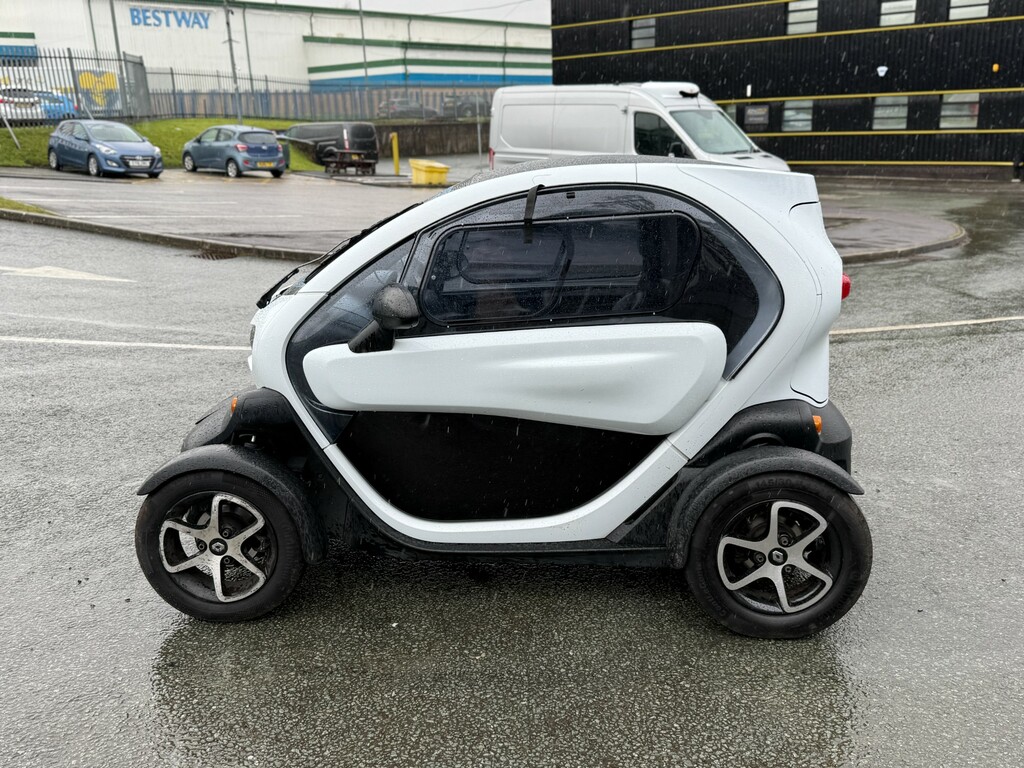 Renault Twizy Twizy 13Kw Technic Coupe White #7