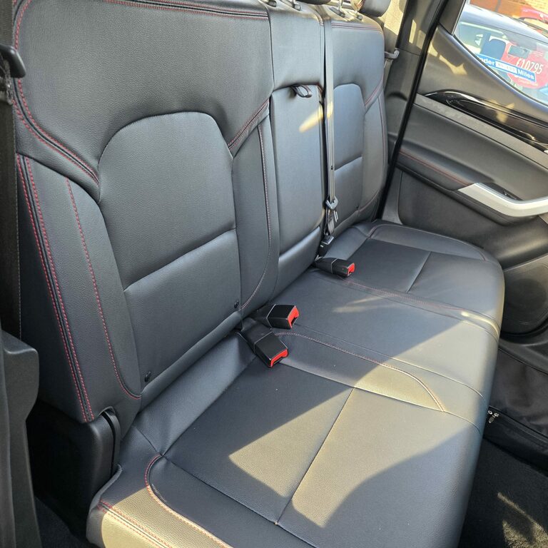 Maxus T90 Elite Crew Cab Ev 73 Reg Orange #22