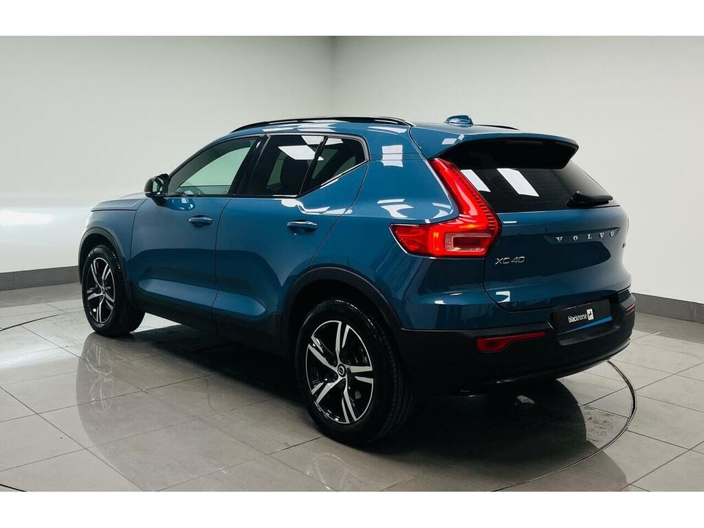 Volvo XC40 B3 Mhev Plus Blue #4