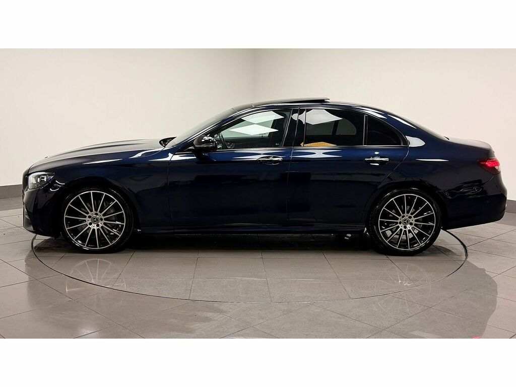 Mercedes-Benz E Class E220d Amg Line Night Edition KM21EJO Blue #3