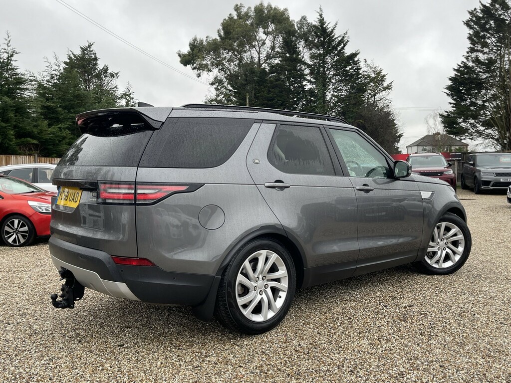 Land Rover Discovery Suv 3.0 Sd V6 Hse 201868 YC68UAD Grey #4