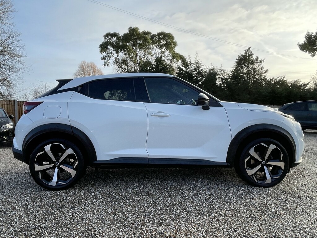 Nissan Juke Hatchback 202171 LM71JHV White #5