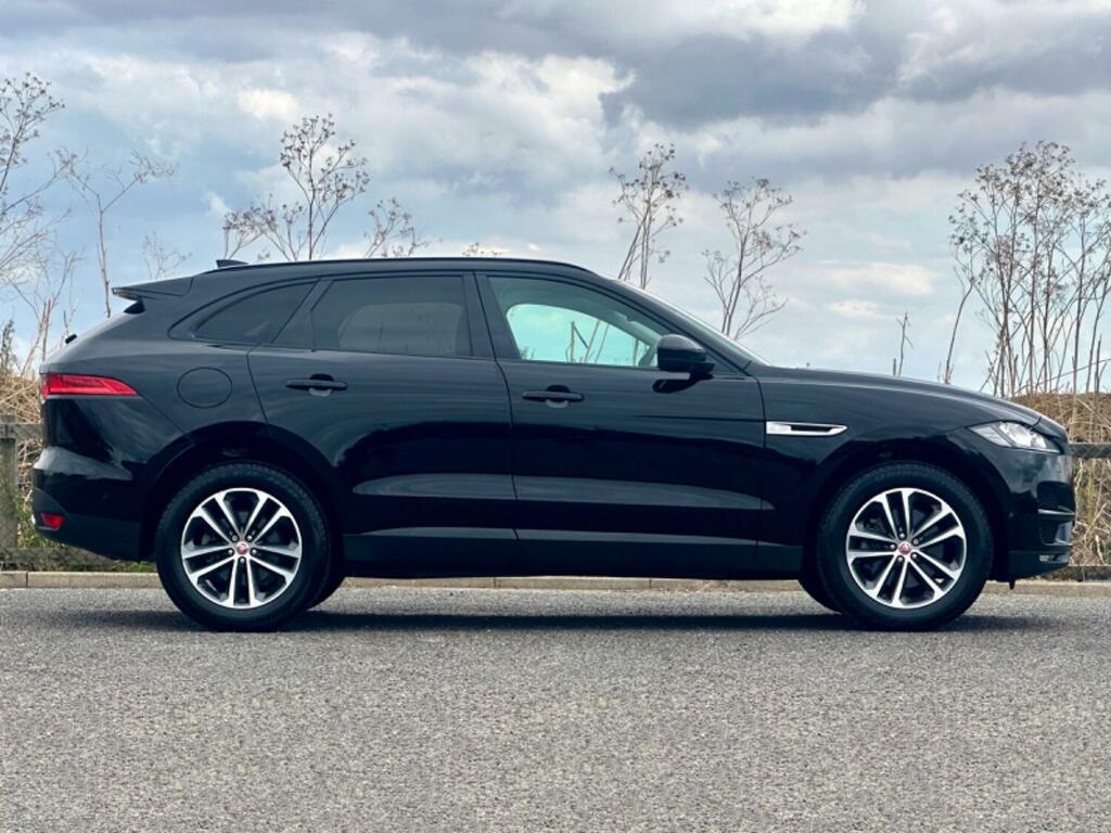 Jaguar F-Pace 2.0 P300 Awd Portfolio - 2017 Black #2