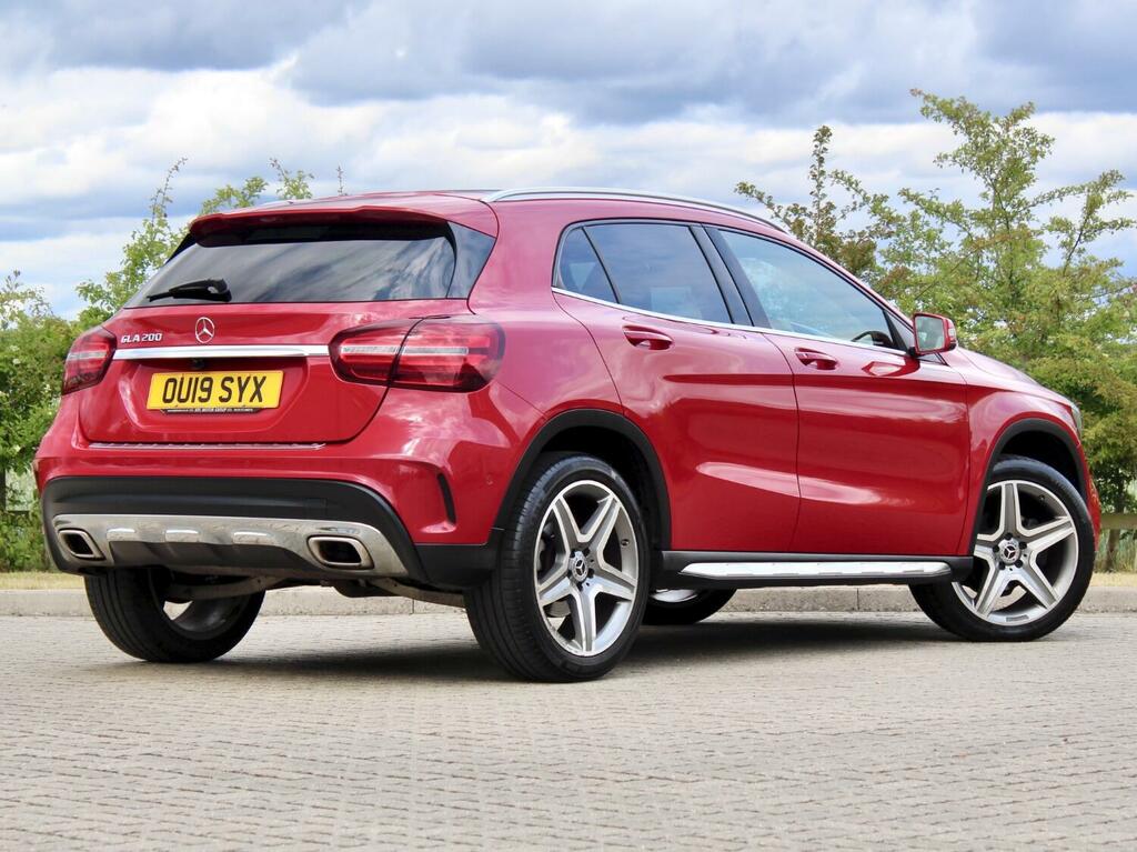 Mercedes-Benz GLA Class Gla200 Amg Line Premium Plus - 2019 OU19SYX Red #3