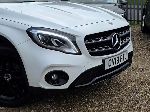 Mercedes-Benz GLA Class Gla180 Urban Edition Suv OV19PTU White #4