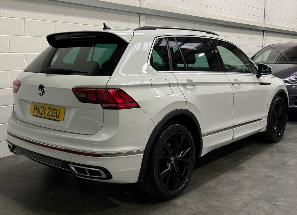 Volkswagen Tiguan R-line Tsi PN21ZCU White #6