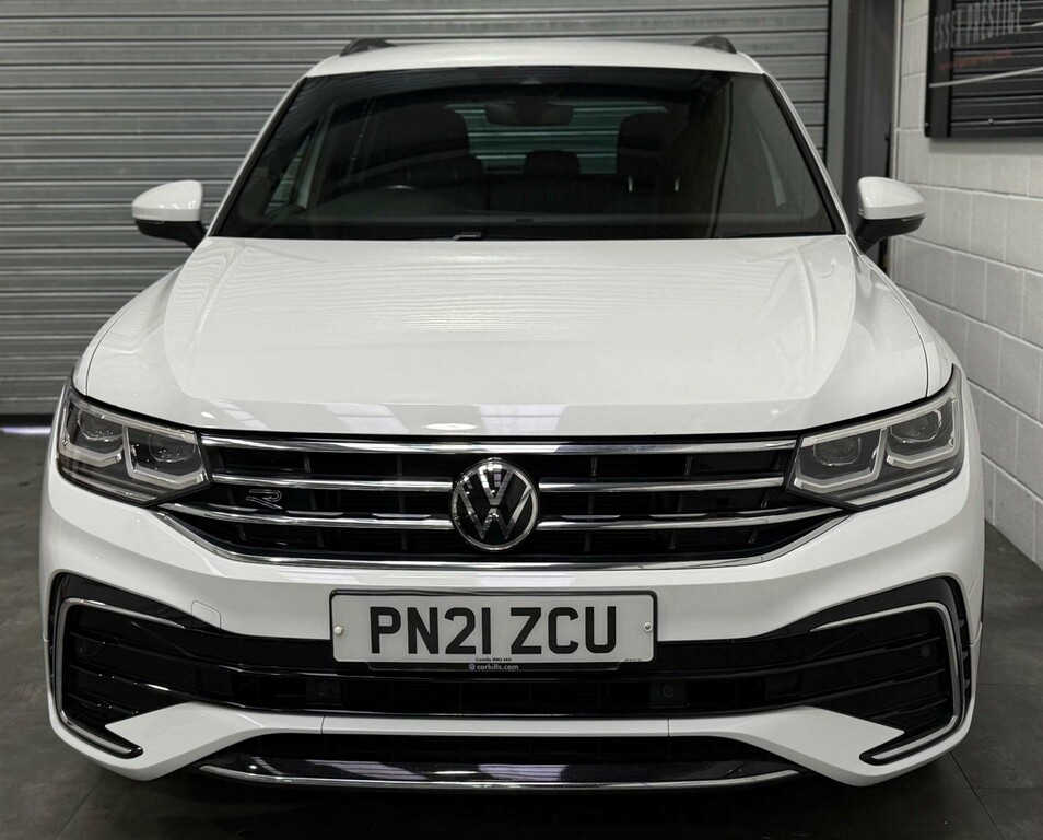 Volkswagen Tiguan R-line Tsi PN21ZCU White #2
