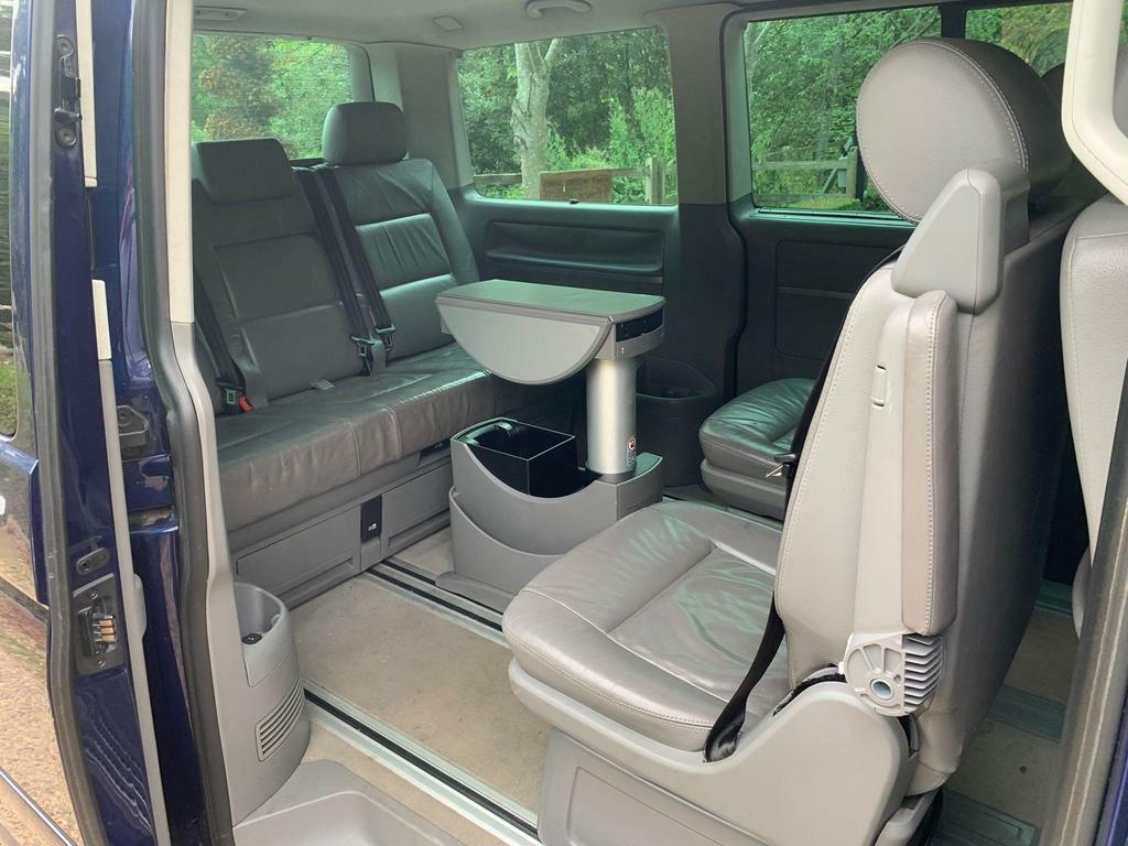Volkswagen Caravelle Mpv Black #5