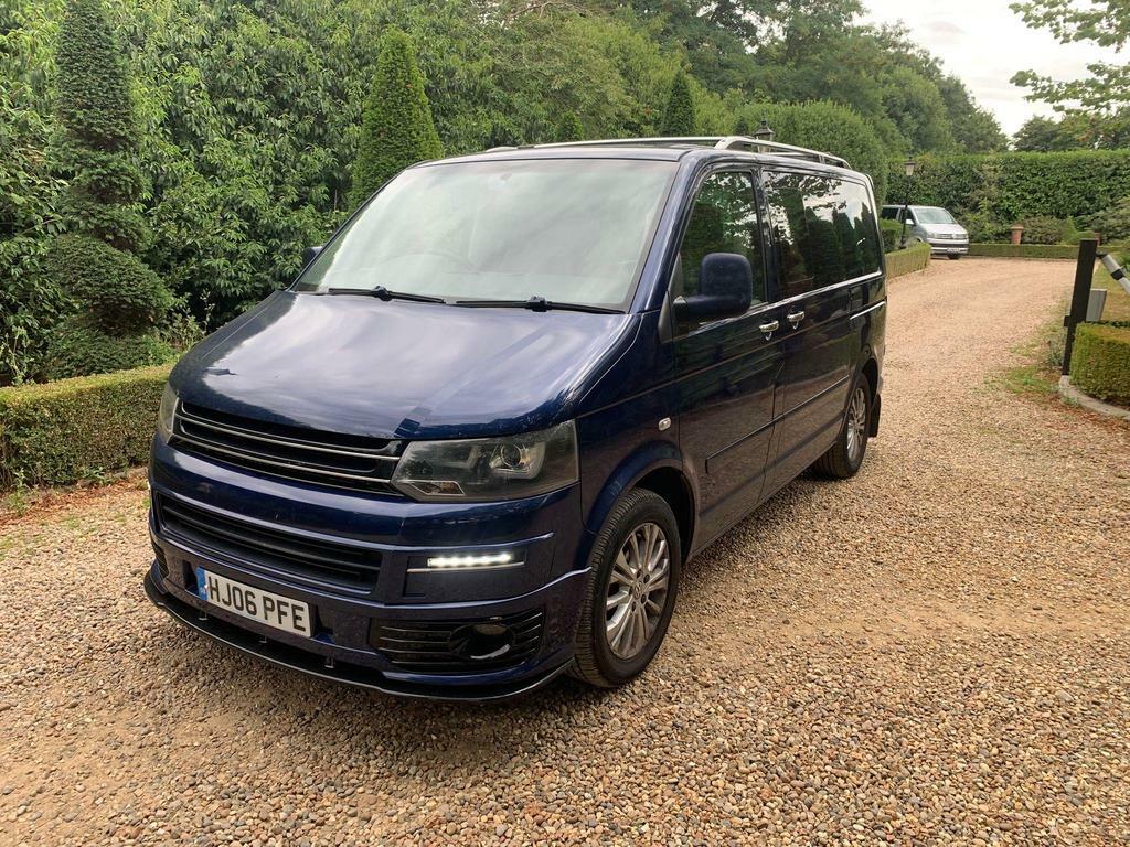 Volkswagen Caravelle Mpv Black #3