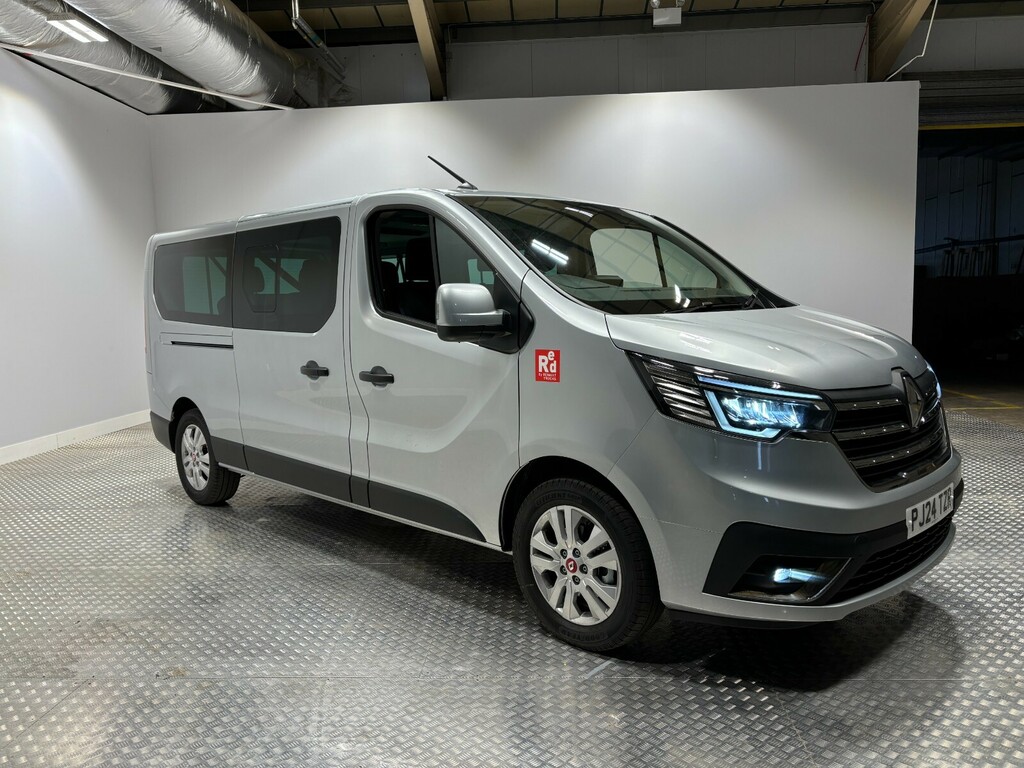 Renault Trafic 30 L2h1 Combi Silver #2