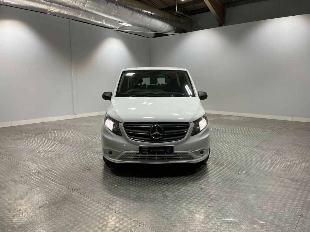 Mercedes-Benz Vito Tourer Premium L3 White #2