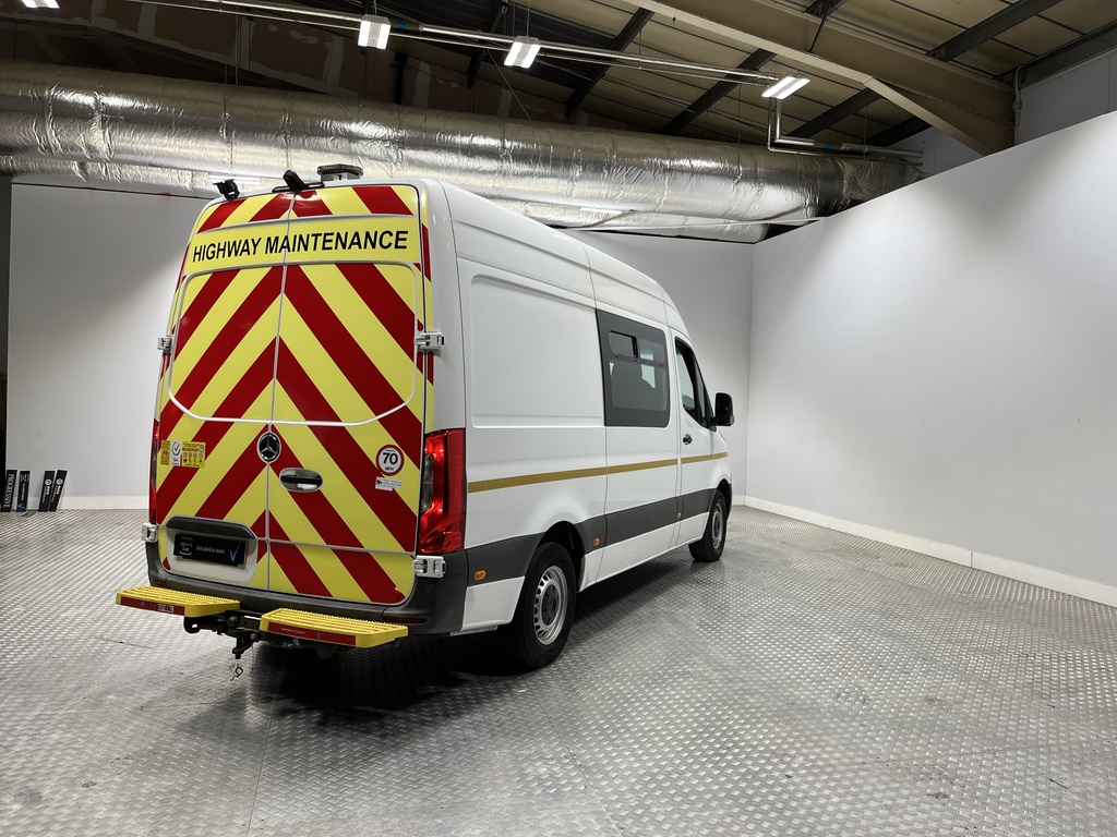 Mercedes-Benz Sprinter 314 Cdi Progressive L2 H2 Rwd YK71FDX White #2