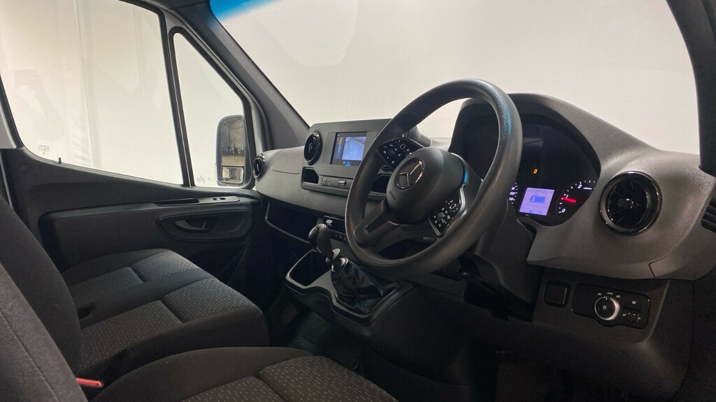 Mercedes-Benz Sprinter 315 Cdi Premium WM73APV White #5