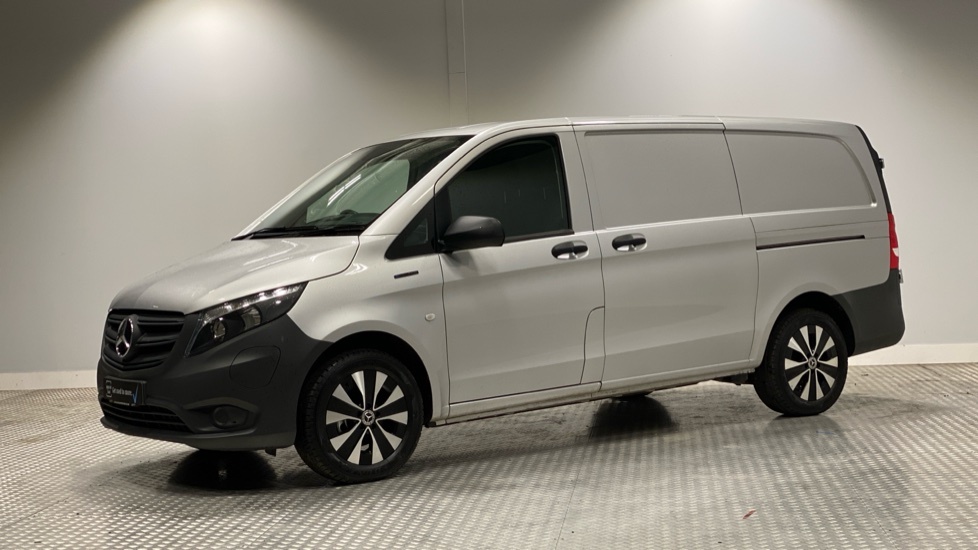 Mercedes-Benz eVito 66 Progressive L2 Silver #3