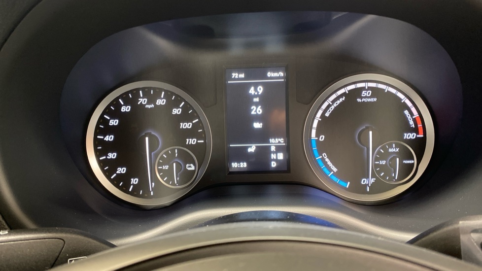 Mercedes-Benz eVito 66 Progressive L2 Silver #4