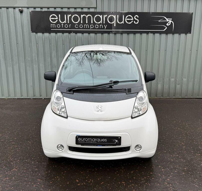 Peugeot ION Hatchback 201616 White #10