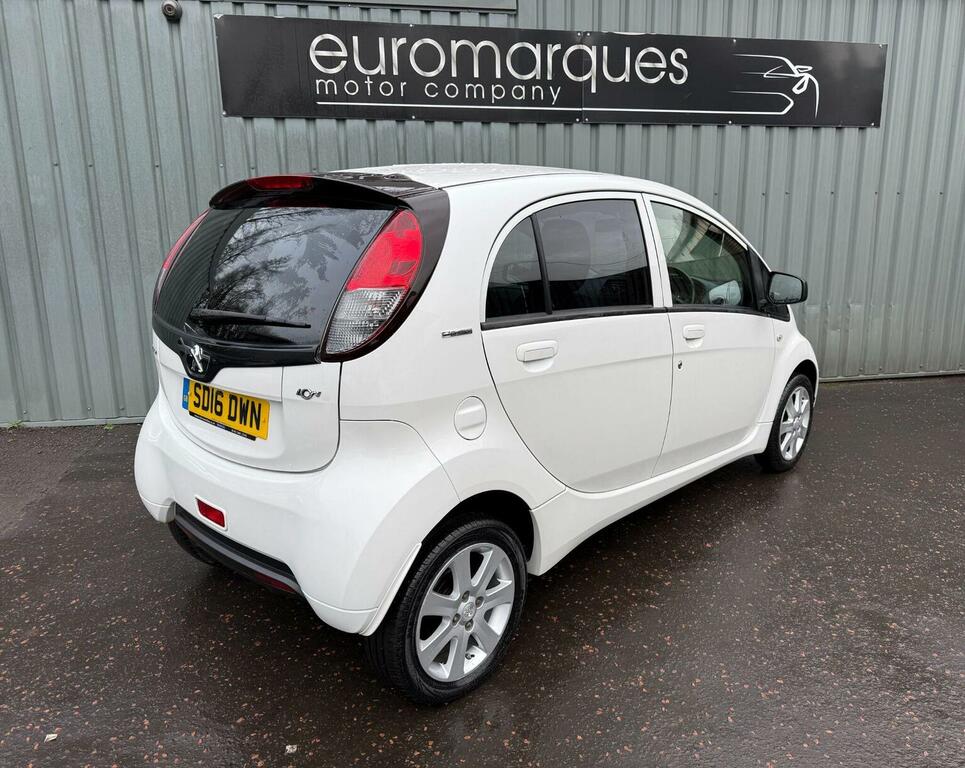 Peugeot ION Hatchback 201616 White #3