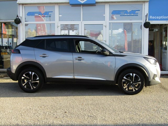 Peugeot 2008 2023 1.2 Puretech Allure Premium Suv KR23FRJ Grey #2