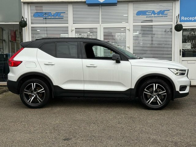 Volvo XC40 2020 2.0 B4 Mhev R-design Suv Hybrid Au YY70NTA White #2