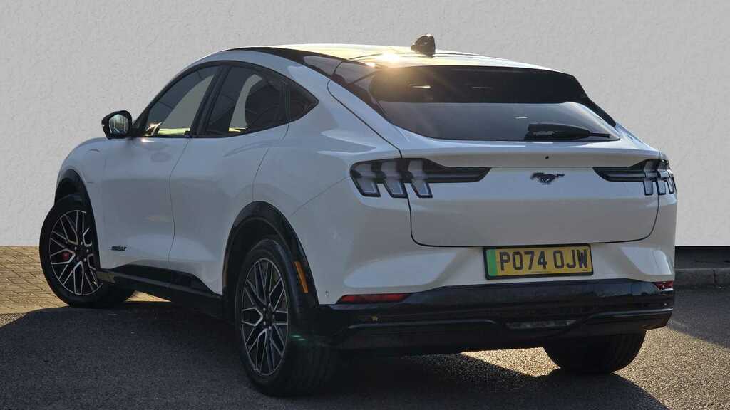 Ford Mustang Mach-E 272Kw Premium 91Kwh Awd 2024 PO74OJW White #2