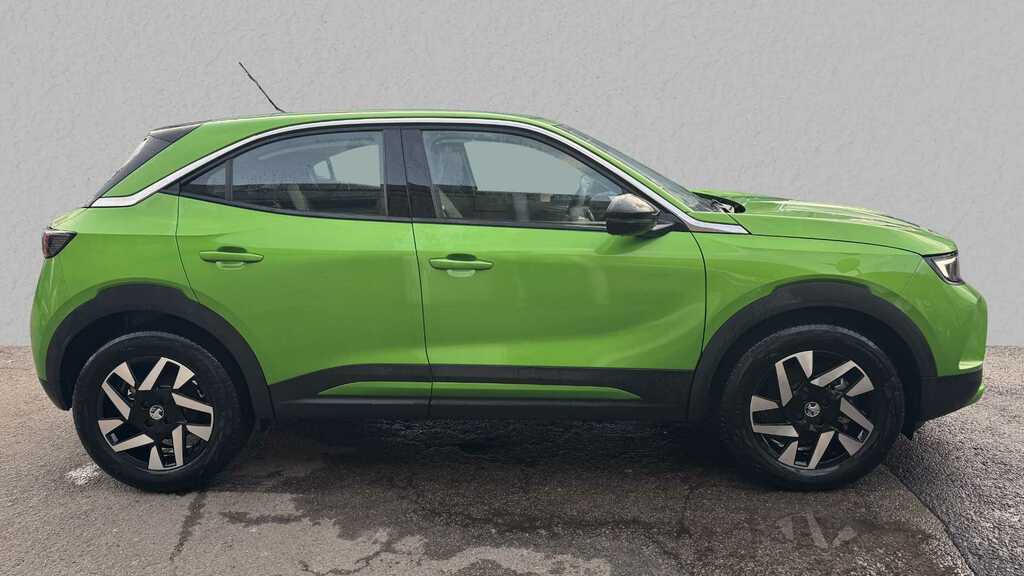 Vauxhall Mokka-e 100Kw Design 50Kwh 2025 CJ74EJY Green #4