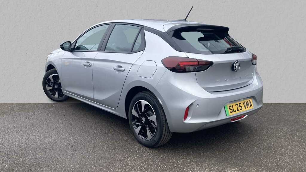 Vauxhall Corsa-e 100Kw Design 50Kwh 2025 SL25VMA White #4