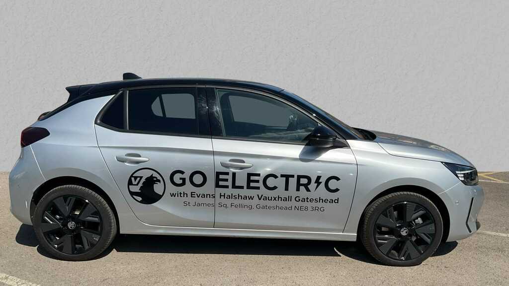 Vauxhall Corsa-e 100Kw Ultimate 50Kwh 2025 NG74XYK White #3