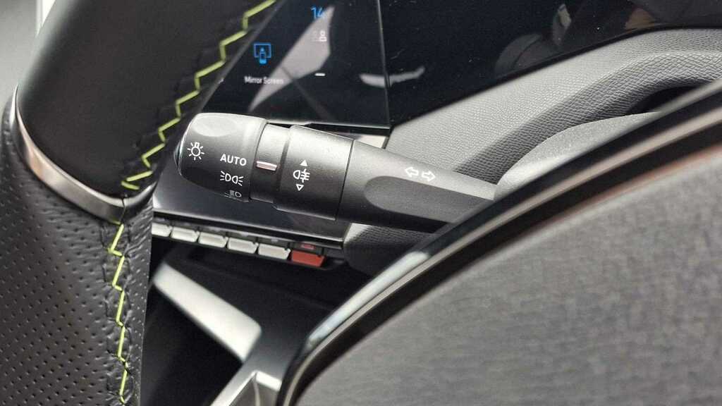 Peugeot 308 115Kw Gt 54Kwh 2025 White #3