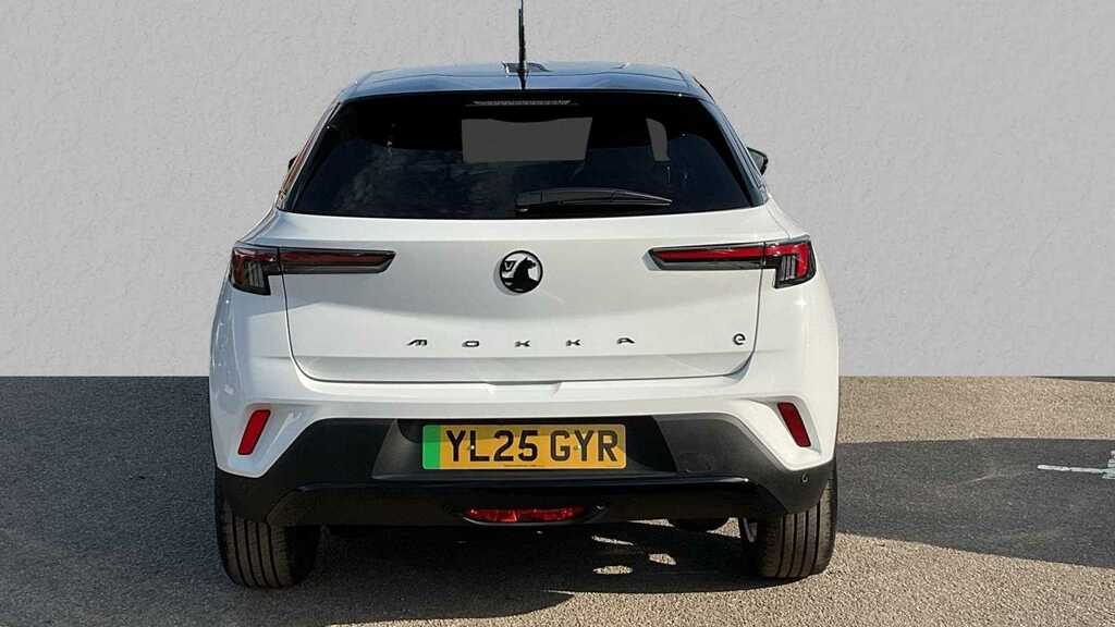 Vauxhall Mokka-e 100Kw Ultimate 50Kwh 2025 YL25GYR White #5