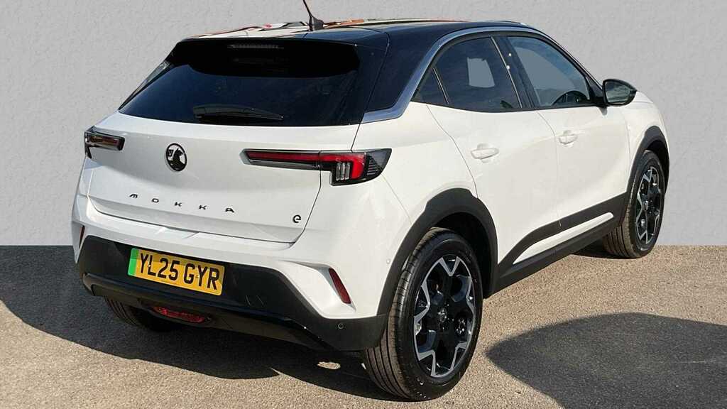 Vauxhall Mokka-e 100Kw Ultimate 50Kwh 2025 YL25GYR White #6