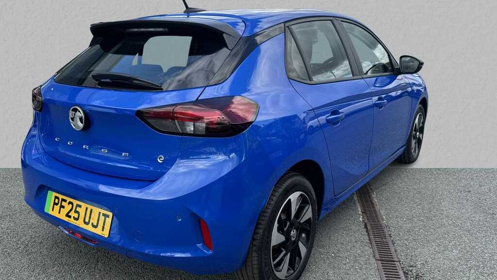 Vauxhall Corsa-e 100Kw Design 50Kwh 2025 PF25UJT Blue #4