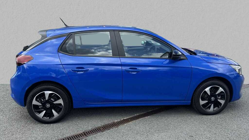 Vauxhall Corsa-e 100Kw Design 50Kwh 2025 PF25UJT Blue #3