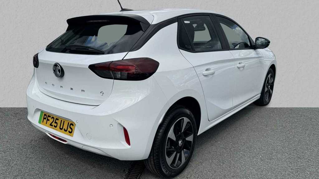 Vauxhall Corsa-e 100Kw Design 50Kwh 2025 PF25UJS White #4