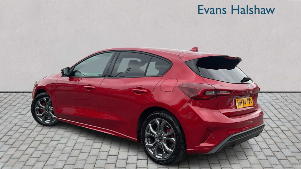 Ford Focus 1.0 Ecoboost Hybrid Mhev St-line 2025 MH74TWX Red #2