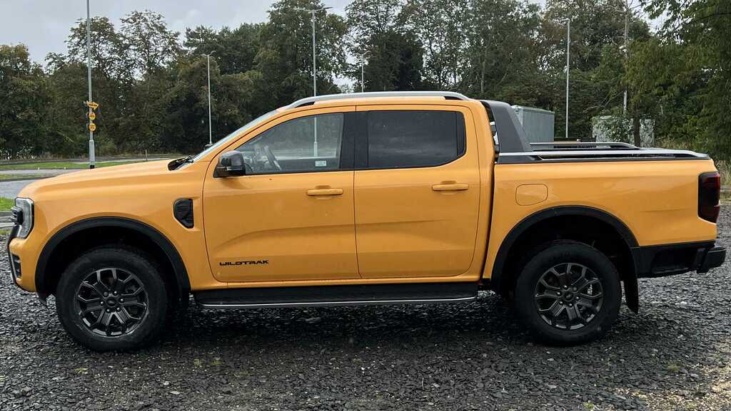 Ford Ranger Pick Up Double Cab Wildtrak 2.0 Ecoblue 205 2 YM73KKR Orange #4