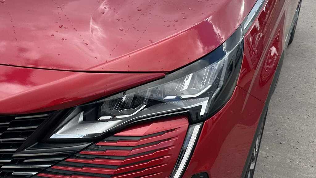 Peugeot 3008 1.6 Hybrid4 300 Allure Premium E-eat8 2022 Red #5