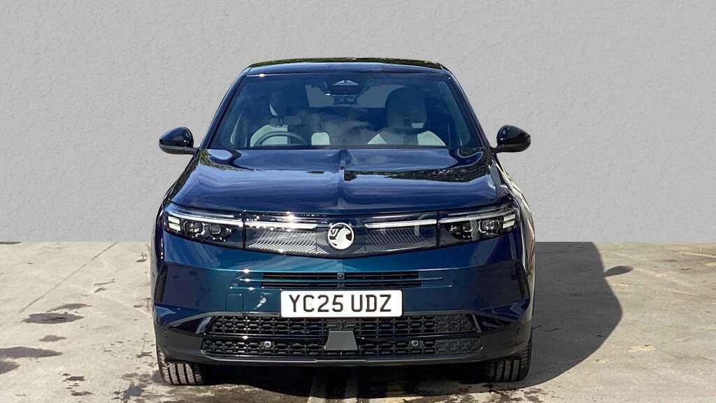 Vauxhall Grandland 1.2 Hybrid 136 Ultimate E-dct6 Pan Roof 20 YC25UDZ Blue #5