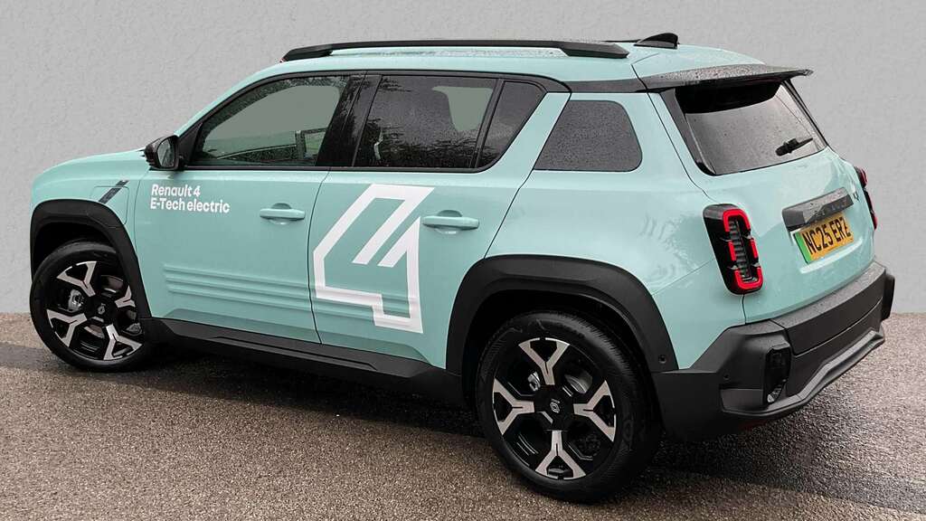 Renault 4 E-Tech 110Kw Techno 52Kwh Comfort Range 2025 NC25ERZ Green #2